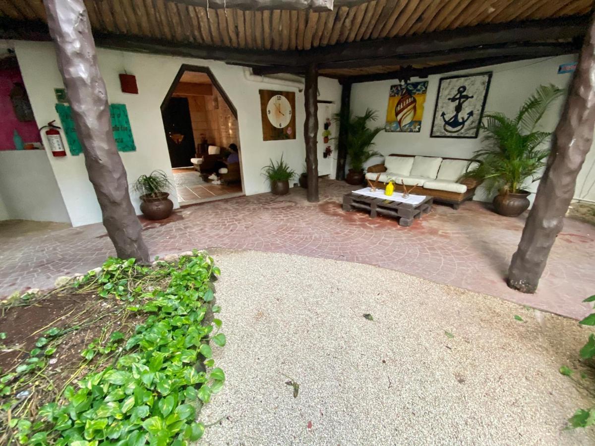 Casa Caribe Канкун Экстерьер фото The interior of the house