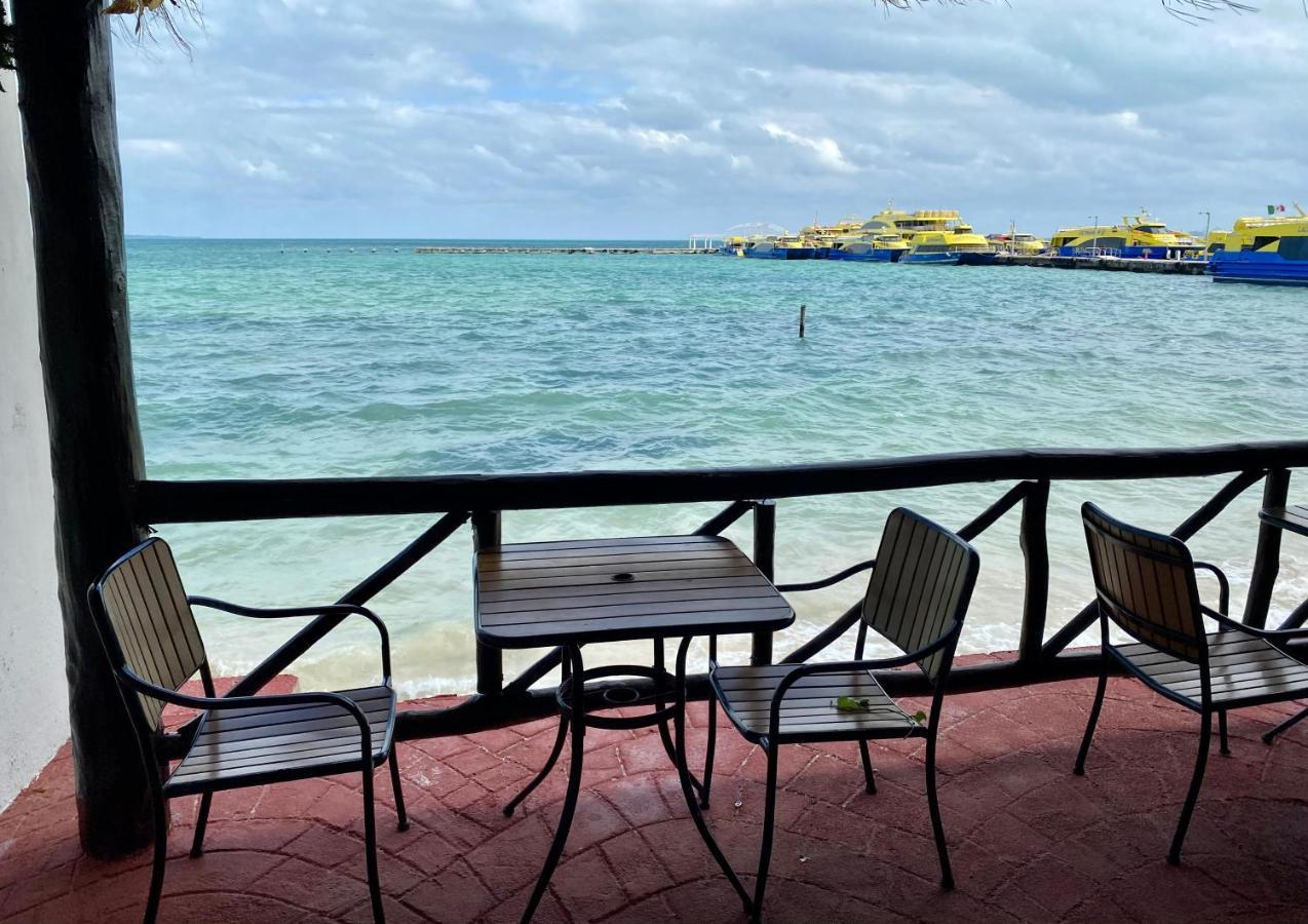 Casa Caribe Канкун Экстерьер фото View of the beach from the hotel